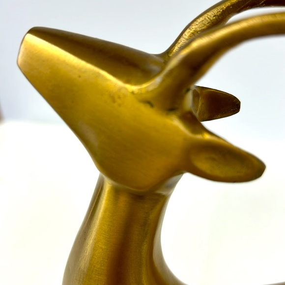 Vintage brass reindeer six tealight holder spots - Picture 10 of 10